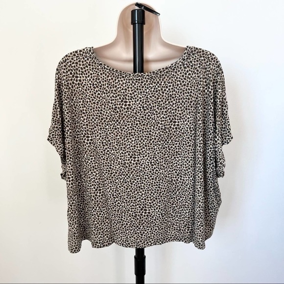 H&M boxy top‎ neutral pattern short sleeve blouse flowy shirt Size XS - Picture 2 of 7